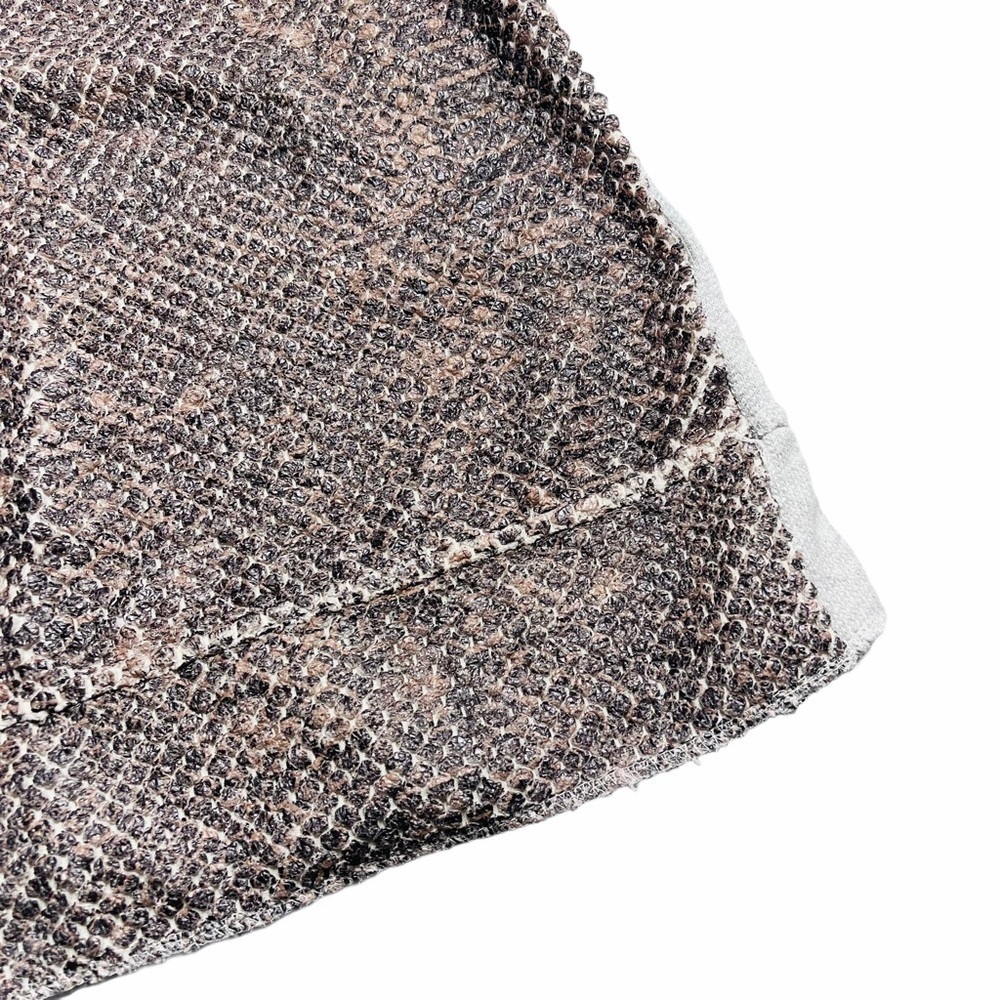 Yamamay Gray & Pink Textured Short Sleeve Sweater - Picture 5 of 8
